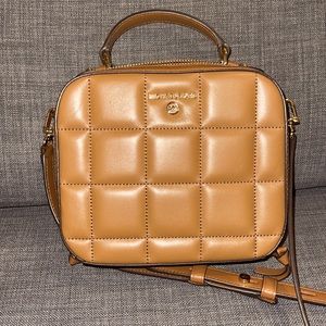 Michael Kors crossbody purse